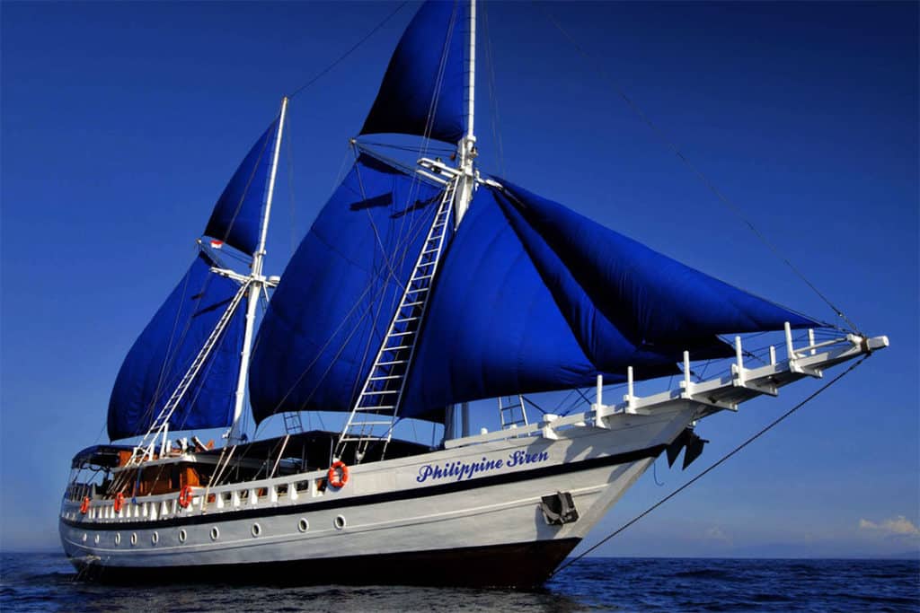 Philippines siren sailboat liveaboard