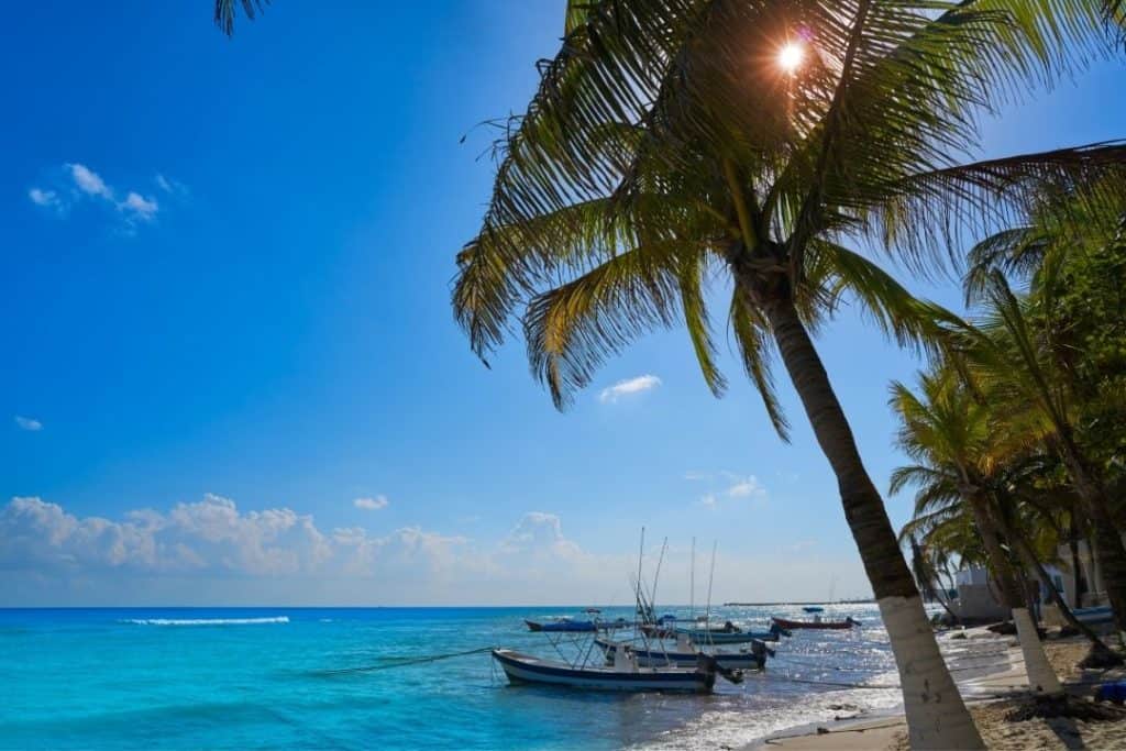 boats in playa del carmen, mexico